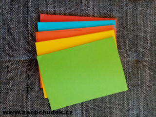 Barevné papíry do školy 